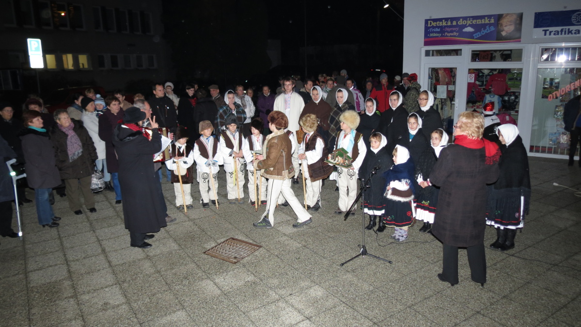 Mikuláš 2013 - Tržnica (27)